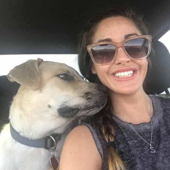 Meet your Posher, Sacha - Picture 3 of 4